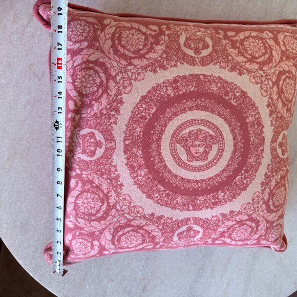 Versace Medusa Print Wool/Cashmere Pink Pillow Cushion, large, New Made in Italy - Picture 9 of 12